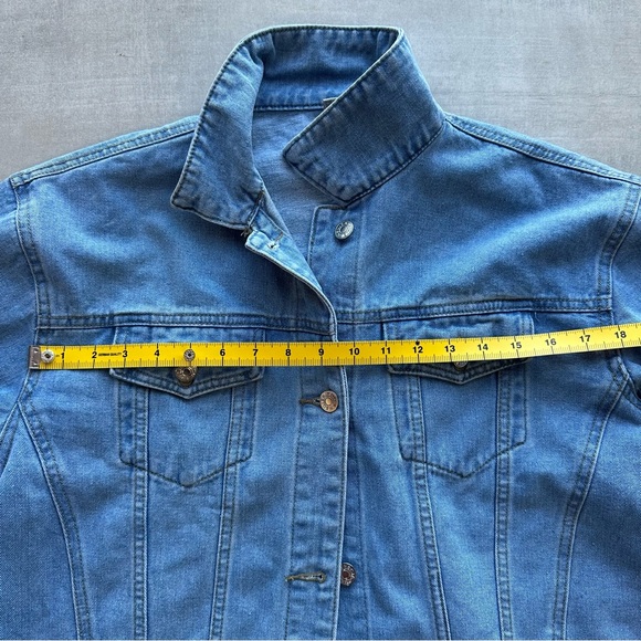 Distressed Denim Jacket - Menβs Medium - Picture 10 of 12